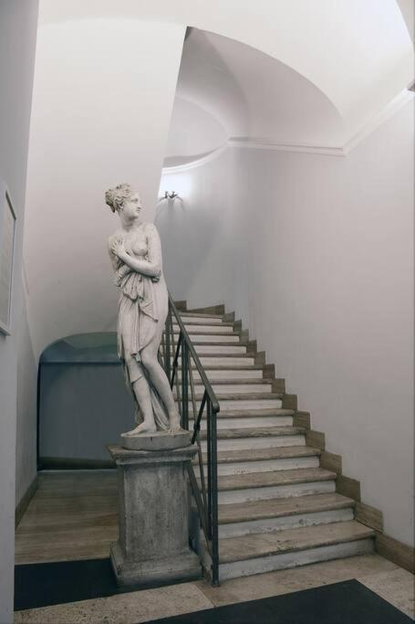 Piazza Di Spagna Home - Family Apartment Rome Bagian luar foto